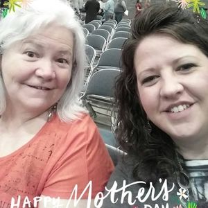 Meet your Posher, Athea